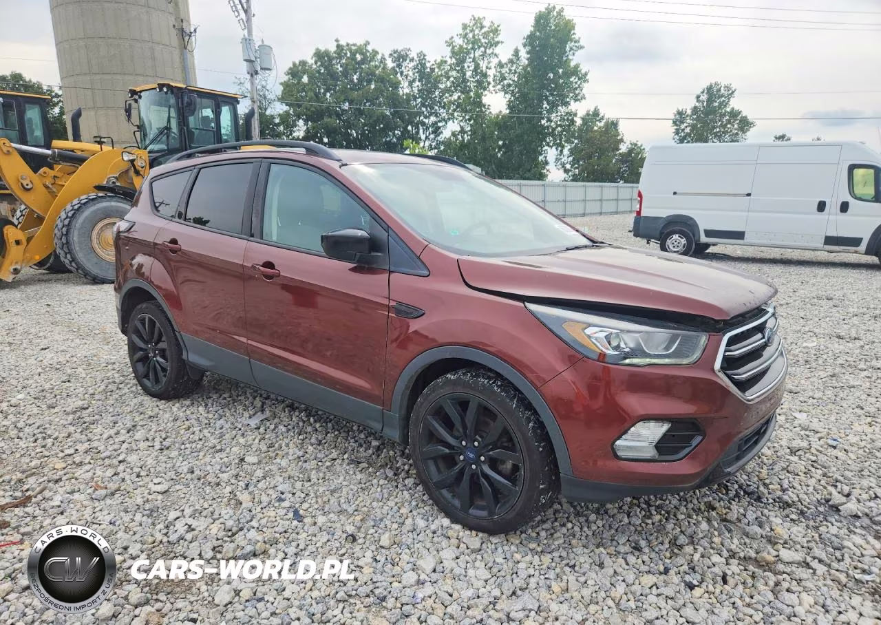 2018 Ford Escape Se VIN:1FMCU0GD9JUC28465 - 4