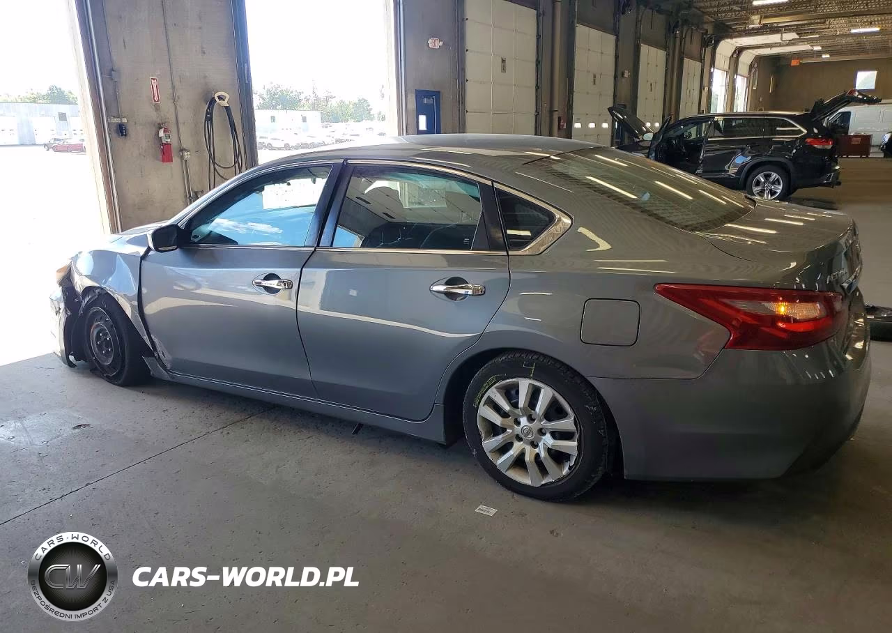 2018 Nissan Altima 2.5 S VIN:1N4AL3AP8JC215270 - 2