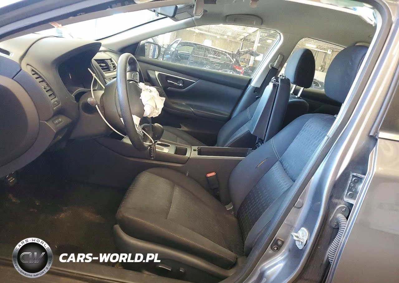 2018 Nissan Altima 2.5 S VIN:1N4AL3AP8JC215270 - 7