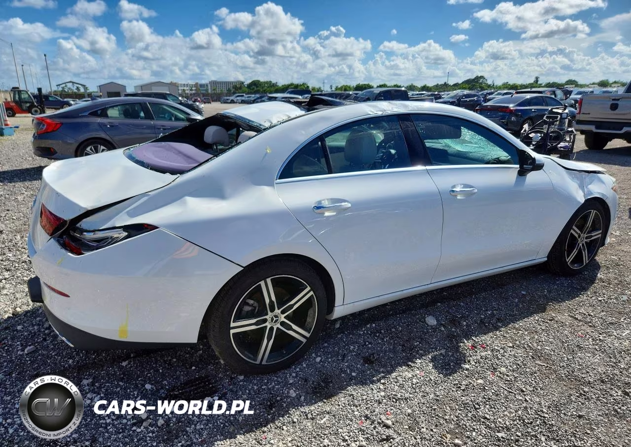 2023 Mercedes-Benz Cla 250 VIN:W1K5J4GB8PN341425 - 3