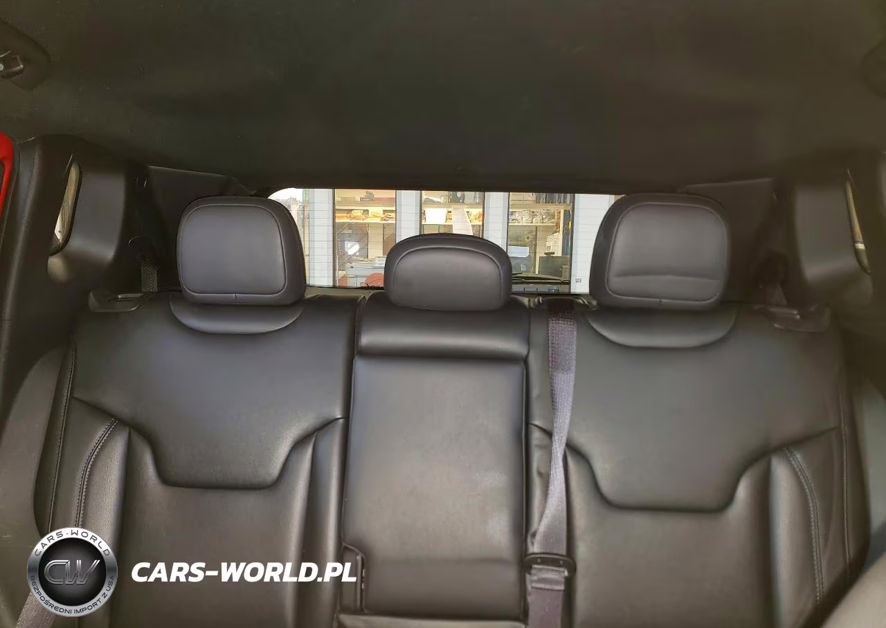 2026 Jeep Compass Limited VIN:3C4NJDCN3TT234187 - 10