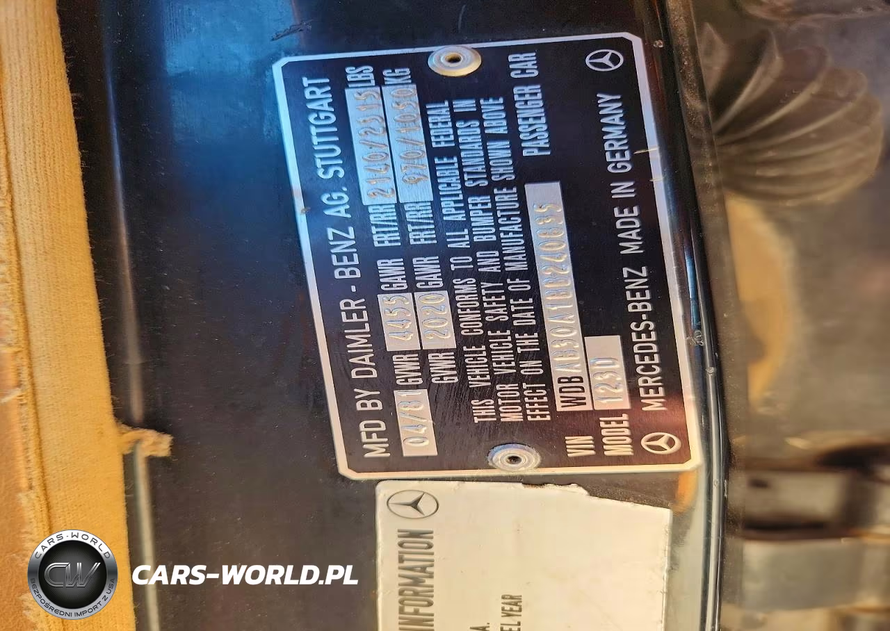1981 Mercedes-Benz 300 D VIN:WDBAB30A1BB240835 - 12