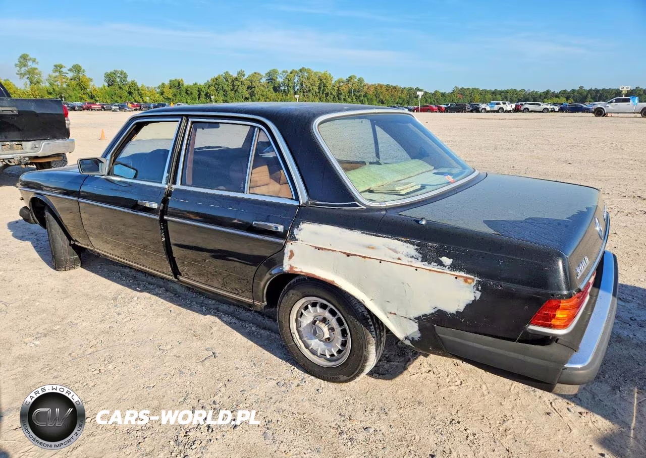 1981 Mercedes-Benz 300 D VIN:WDBAB30A1BB240835 - 2