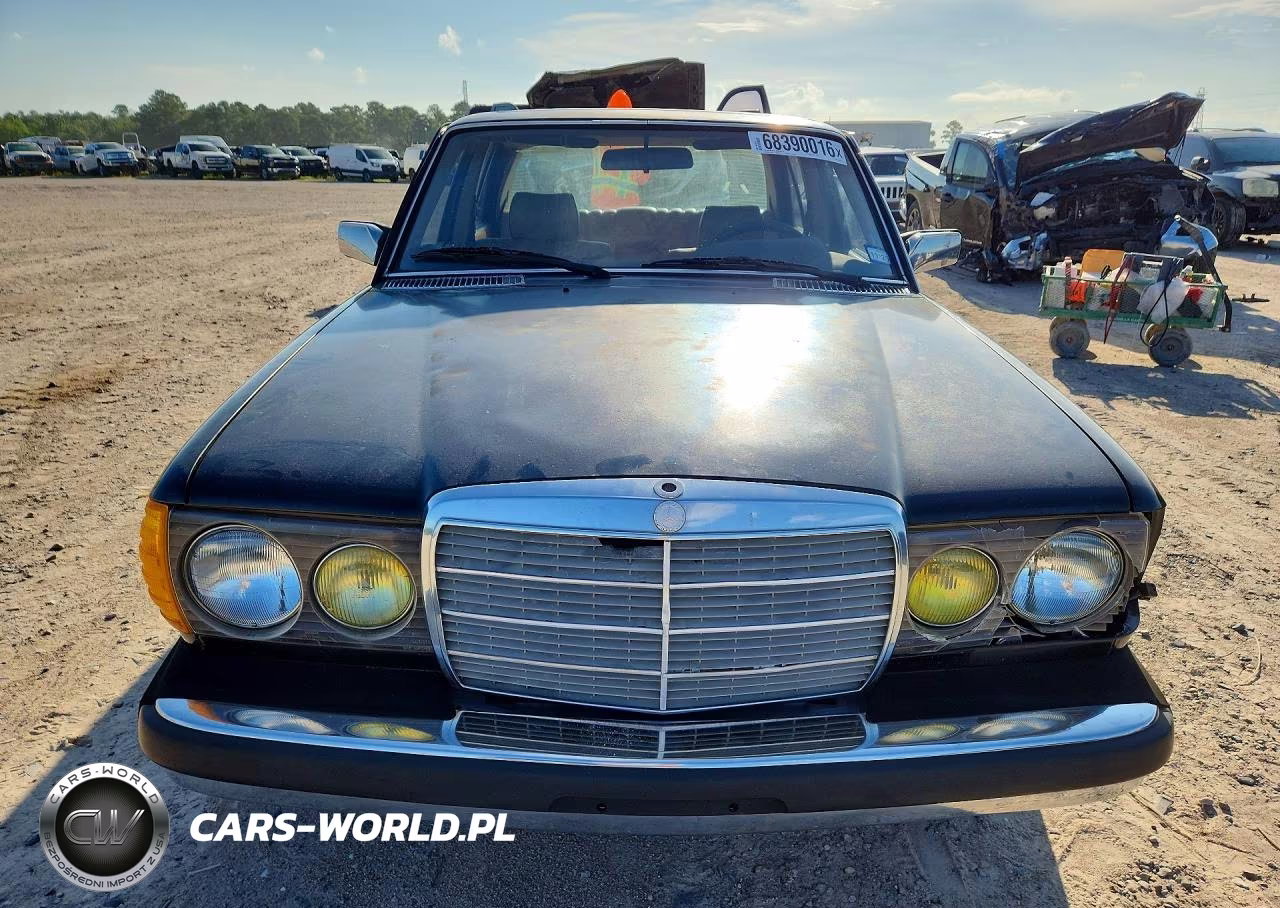 1981 Mercedes-Benz 300 D VIN:WDBAB30A1BB240835 - 5