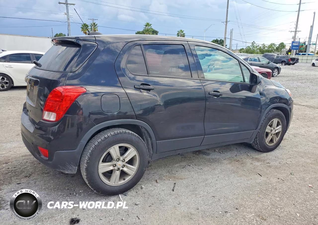 2020 Chevrolet Trax Ls VIN:KL7CJKSB1LB319983 - 3
