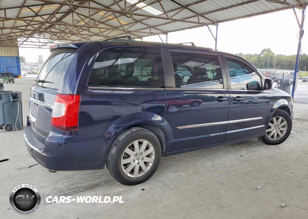 2014 Chrysler Town & Country Touring VIN:2C4RC1BG5ER446253 - 3