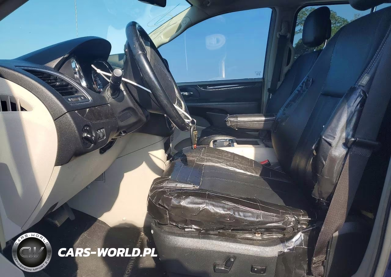 2014 Chrysler Town & Country Touring VIN:2C4RC1BG5ER446253 - 7