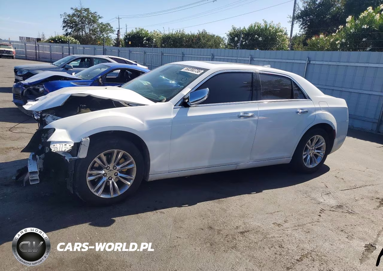 2016 Chrysler 300C VIN:2C3CCAEG2GH298402 - 1