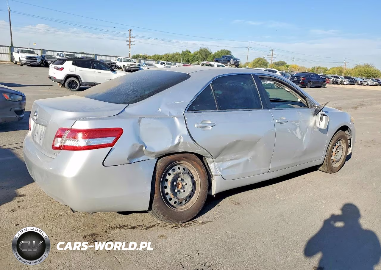 2010 Toyota Camry Le VIN:4T1BF3EK3AU061481 - 3