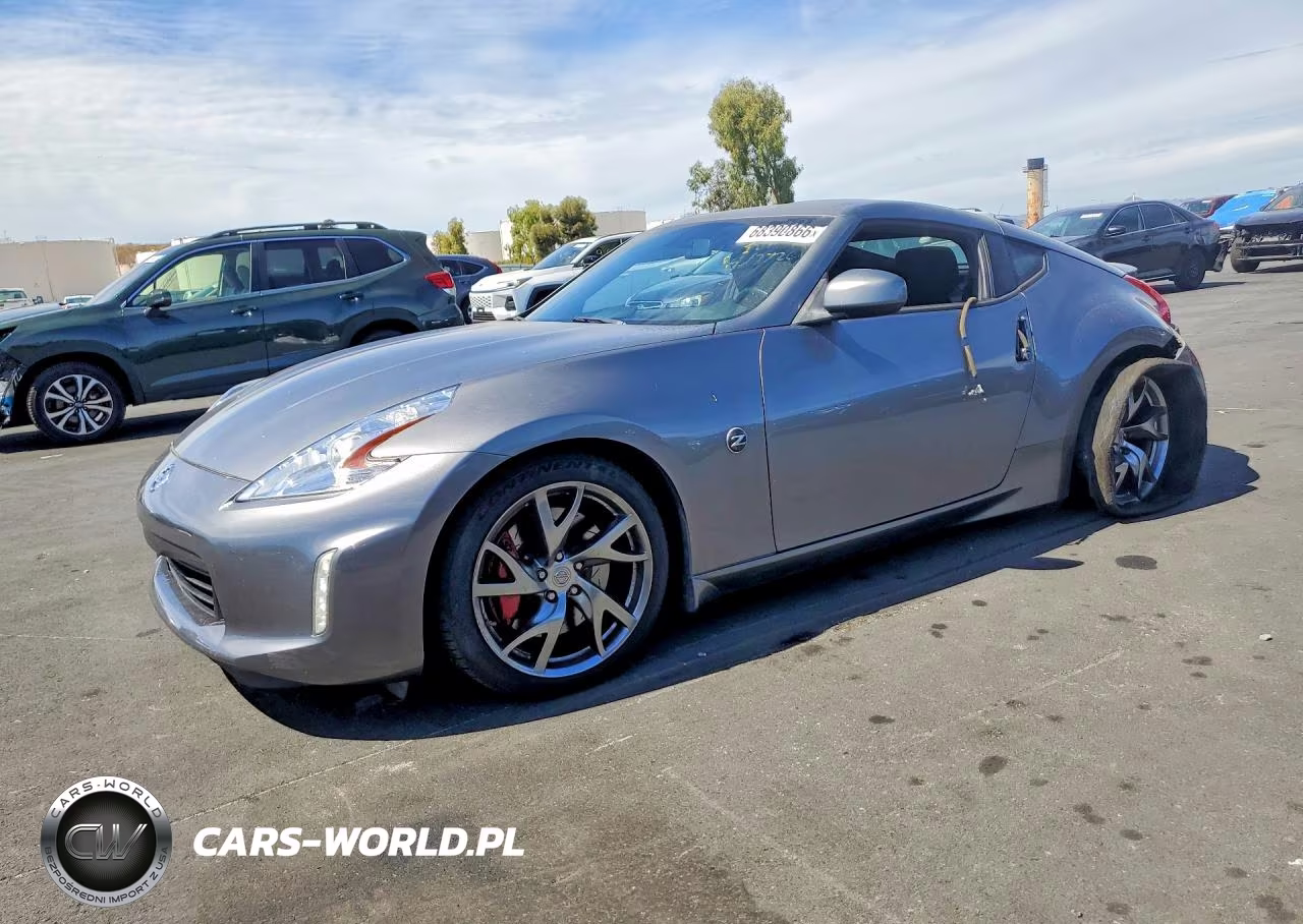 2016 Nissan 370Z Sport