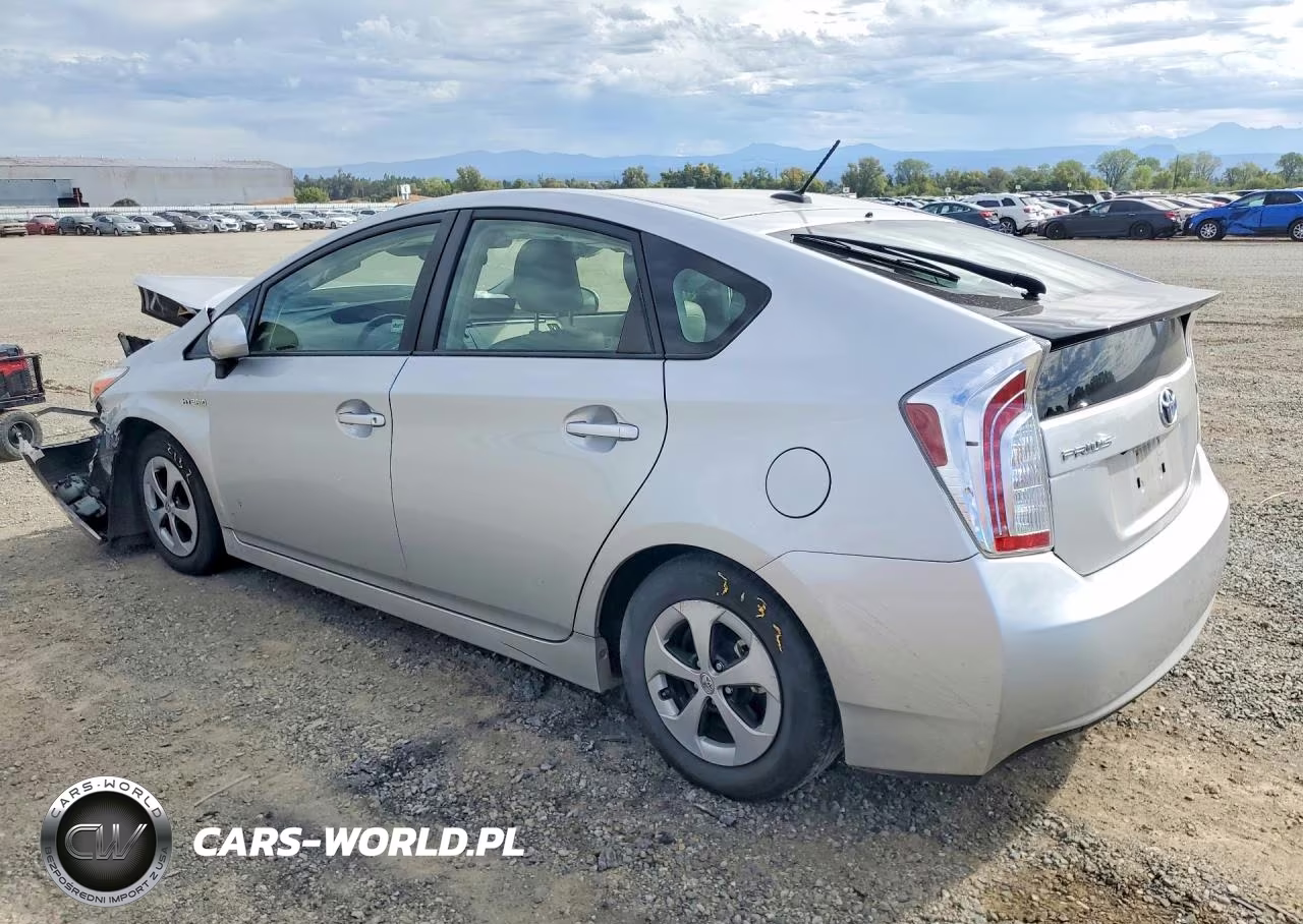 2015 Toyota Prius Four VIN:JTDKN3DU9F0446892 - 2
