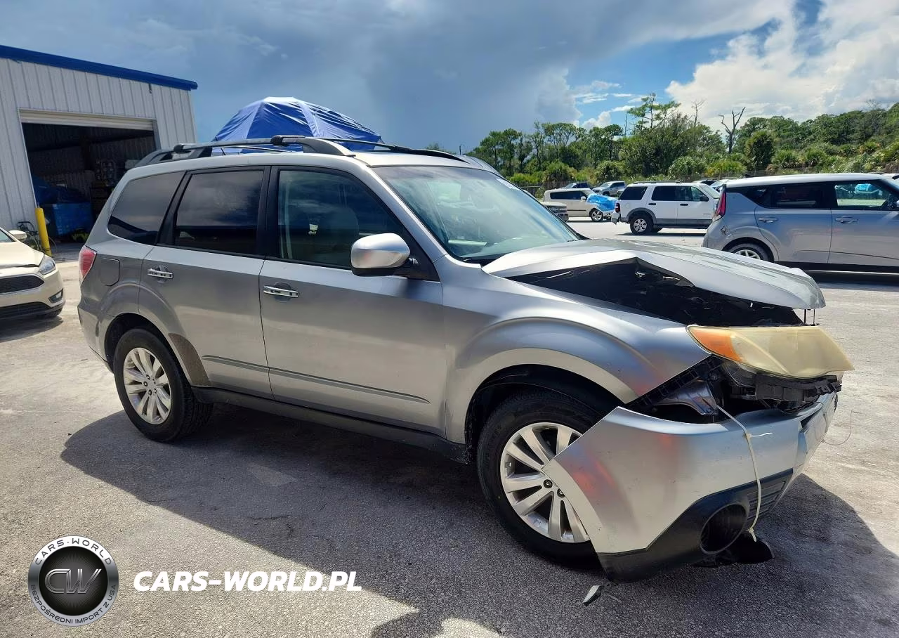 2011 Subaru Forester 2.5X Premium VIN:JF2SHBCC1BH746790 - 4