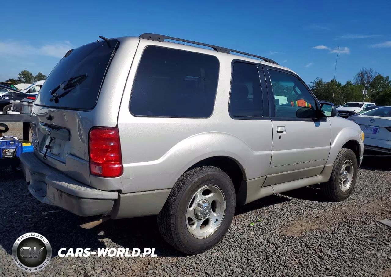 2003 Ford Explorer Sport VIN:1FMZU70E63UC11776 - 3