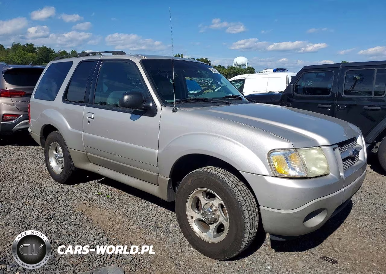 2003 Ford Explorer Sport VIN:1FMZU70E63UC11776 - 4
