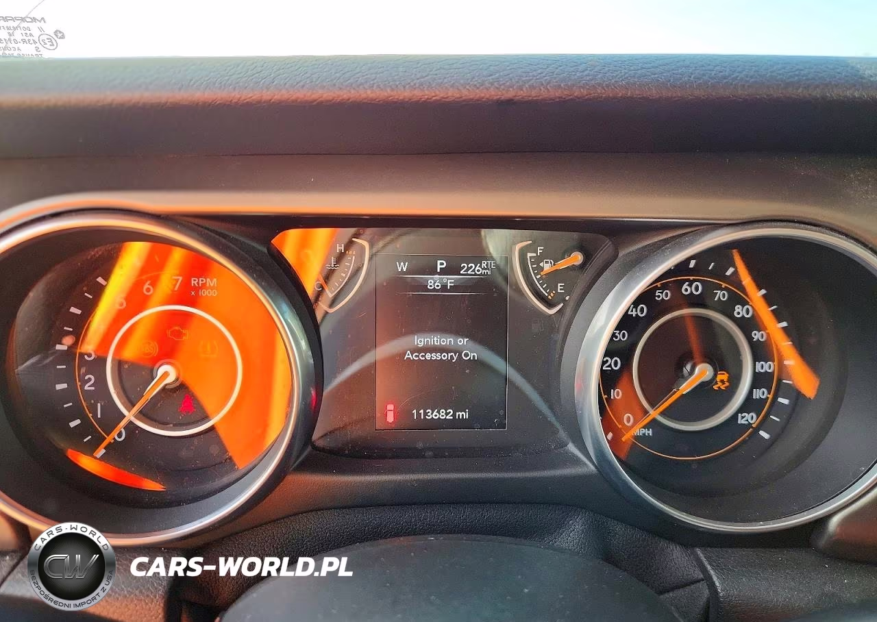 2018 Jeep Wrangler Unlimited Sport VIN:1C4HJXDG7JW275332 - 9