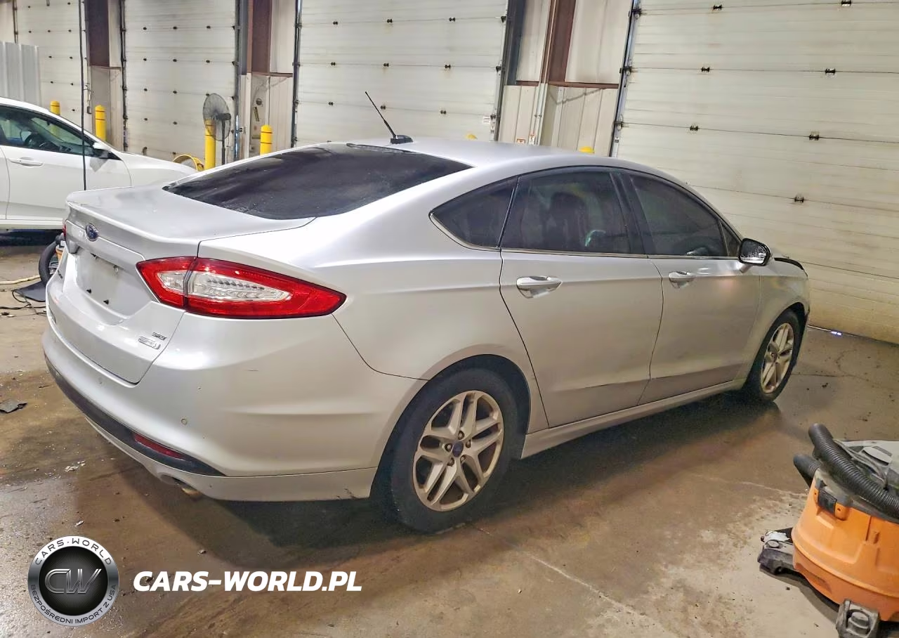 2015 Ford Fusion Se VIN:1FA6P0HD3F5104934 - 3