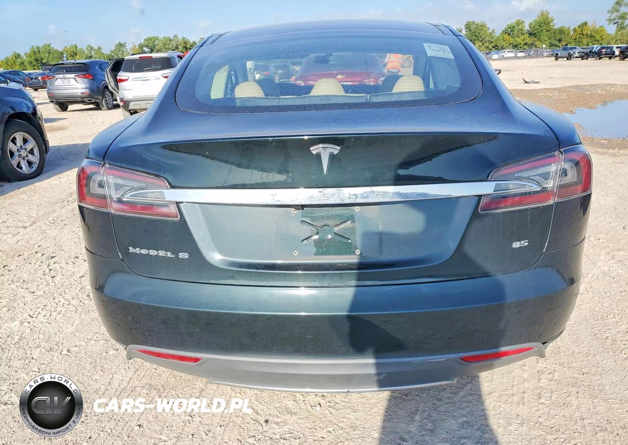 2013 Tesla Model S VIN:5YJSA1CNXDFP09108 - 6