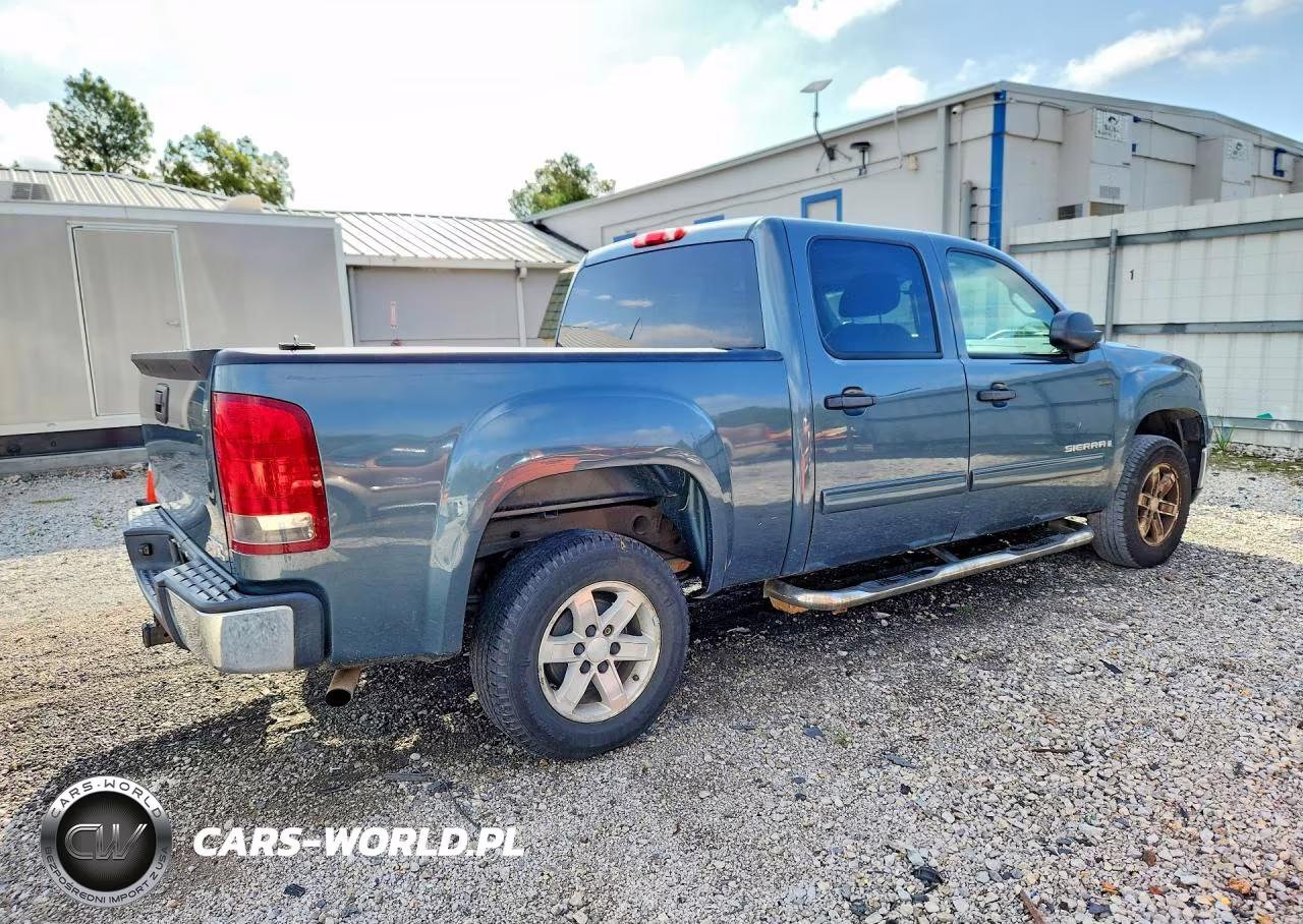 2008 GMC Sierra C1500 VIN:3GTEC13J38G124746 - 3