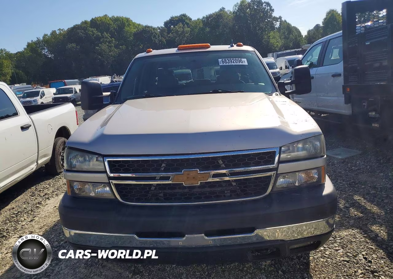 2007 Chevrolet Silverado K3500 VIN:1GCJK33D87F142750 - 5