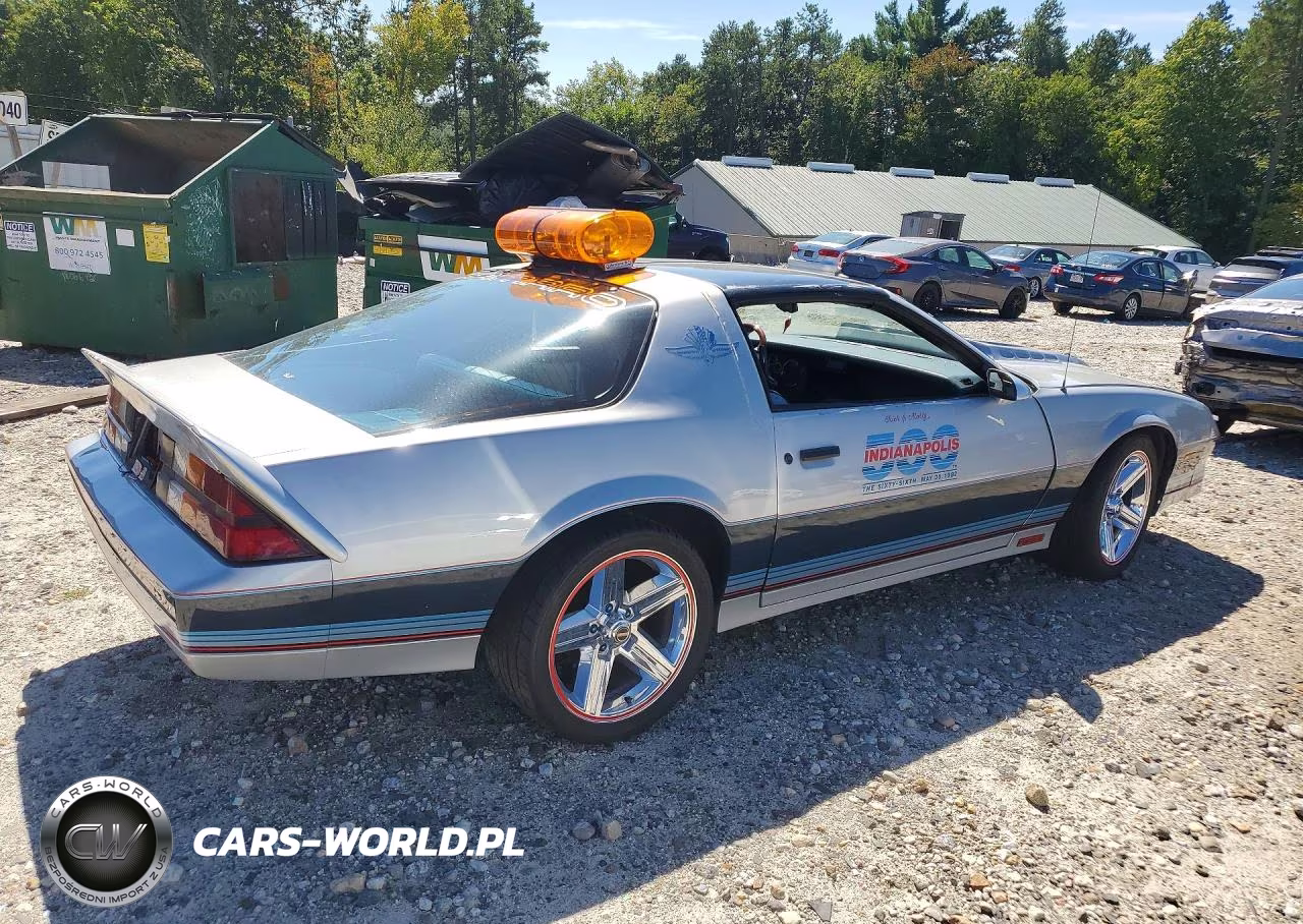 1982 Chevrolet Camaro VIN:1G1AP87H0CL131693 - 3