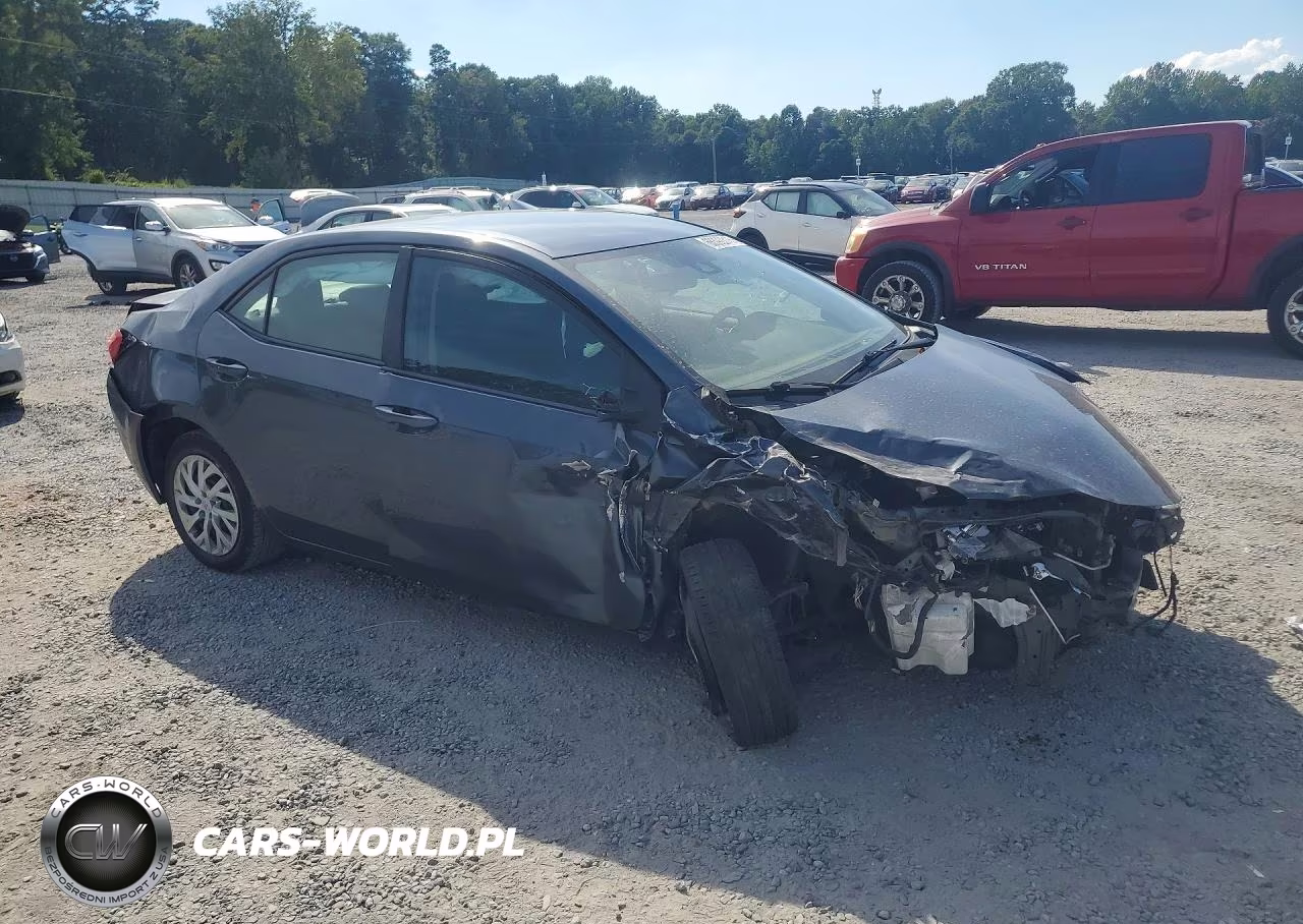 2017 Toyota Corolla Le VIN:2T1BURHE4HC885936 - 4