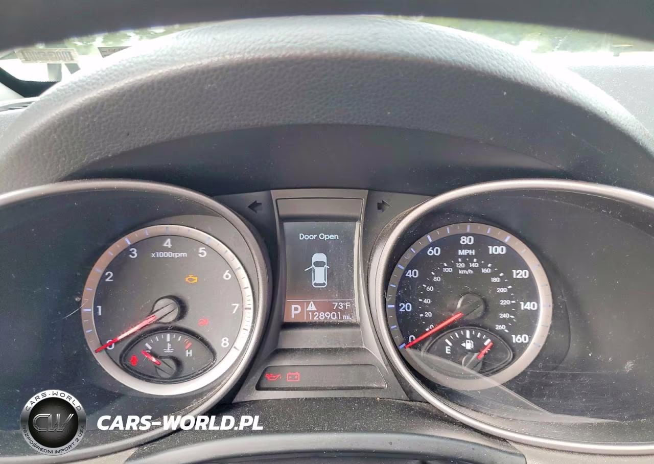 2015 Hyundai Santa Fe Sport 2.4L VIN:5XYZT3LB6FG252884 - 9