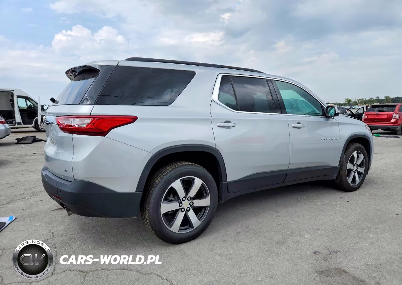 2019 Chevrolet Traverse Lt VIN:1GNERHKW7KJ246124 - 3