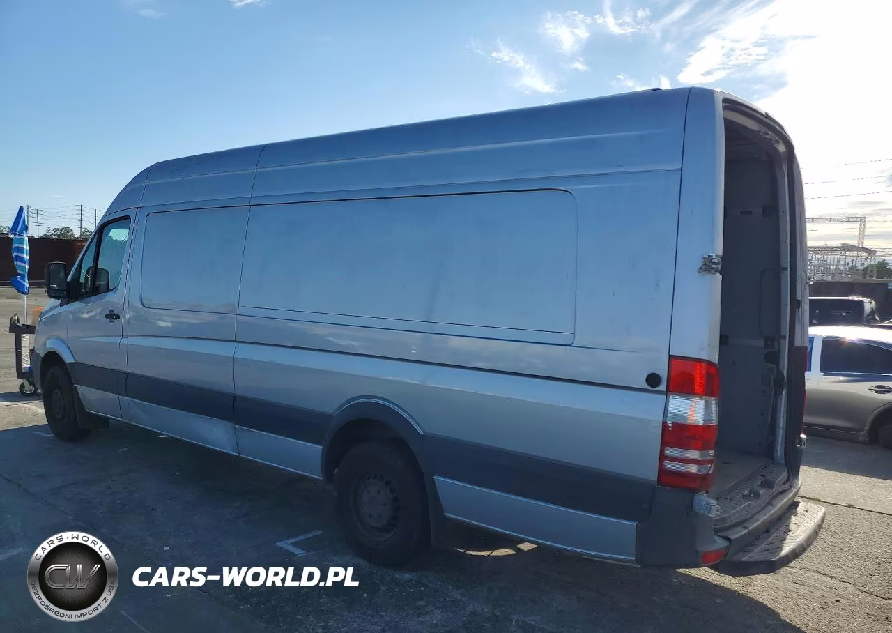 2017 Mercedes-Benz Sprinter 2500 Delivery Van VIN:WD3PE8CD8HP557264 - 2
