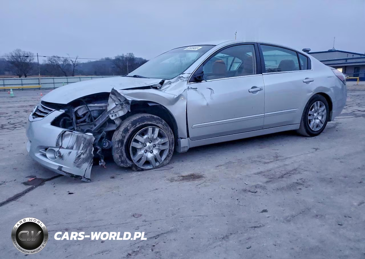 2012 Nissan Altima Base