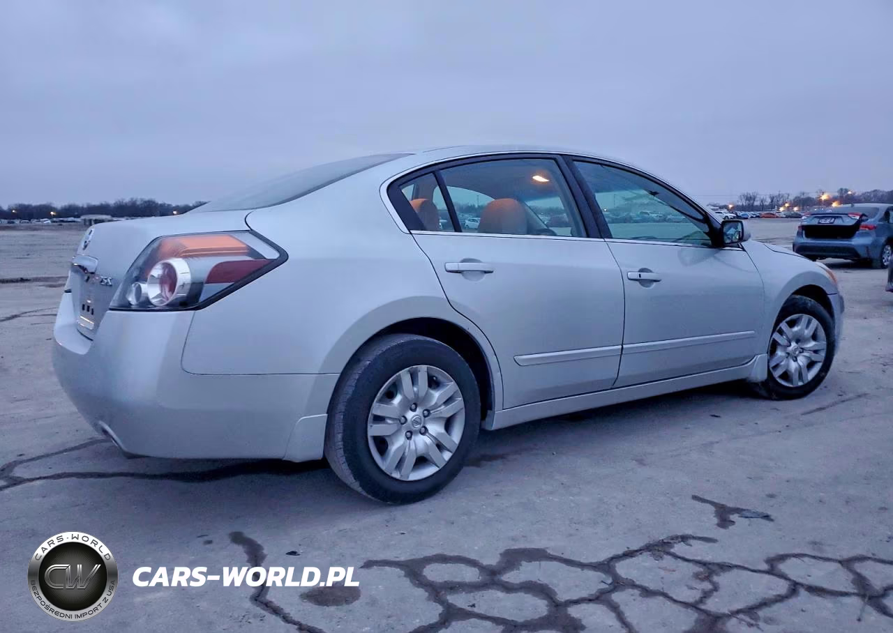 2012 Nissan Altima Base VIN:1N4AL2AP2CN408340 - 3