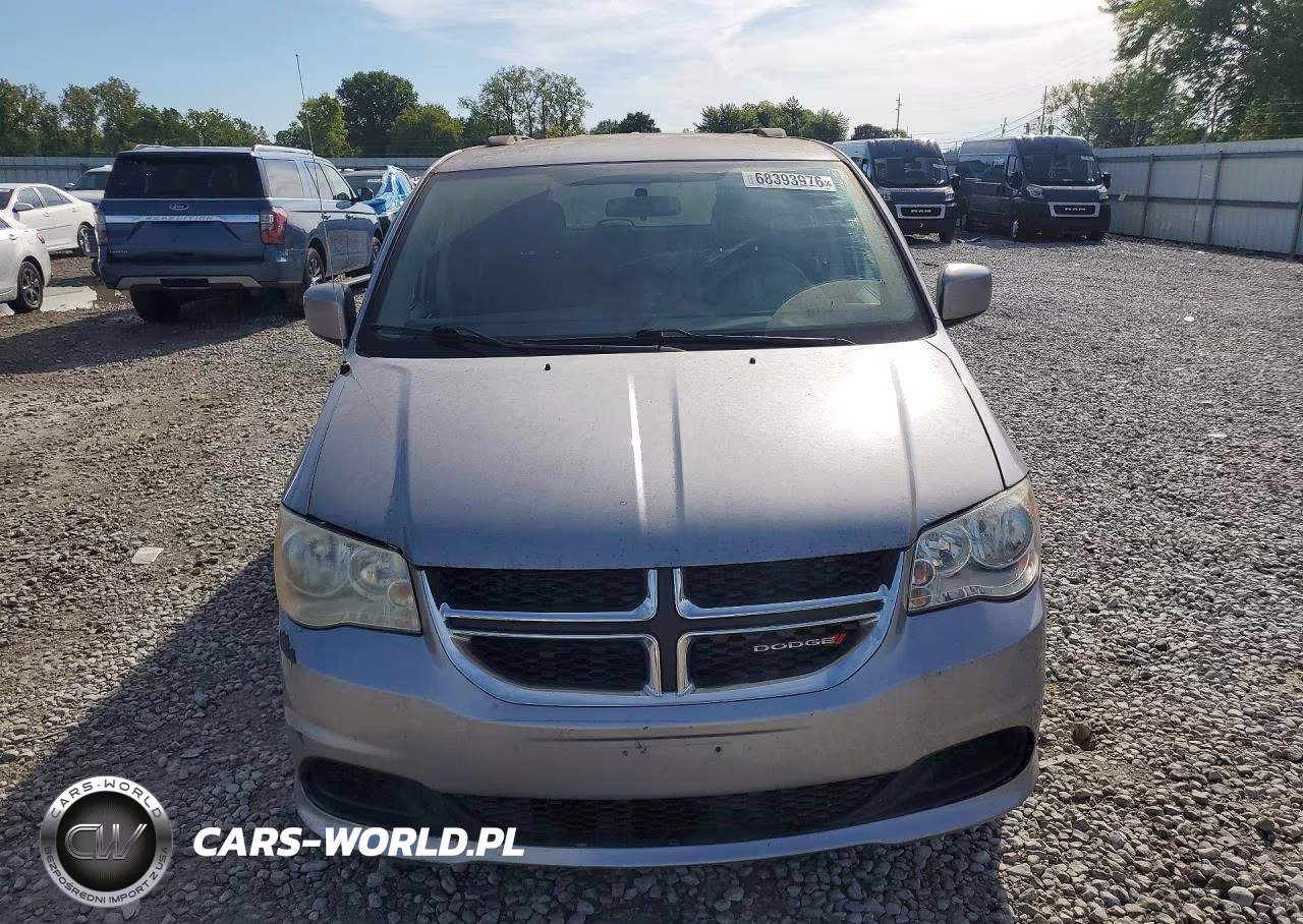 2013 Dodge Grand Caravan Sxt VIN:2C4RDGCG2DR545867 - 5