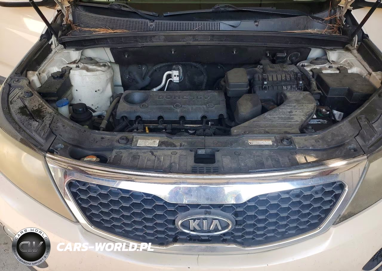 2011 Kia Sorento Lx VIN:5XYKT3A16BG127776 - 12