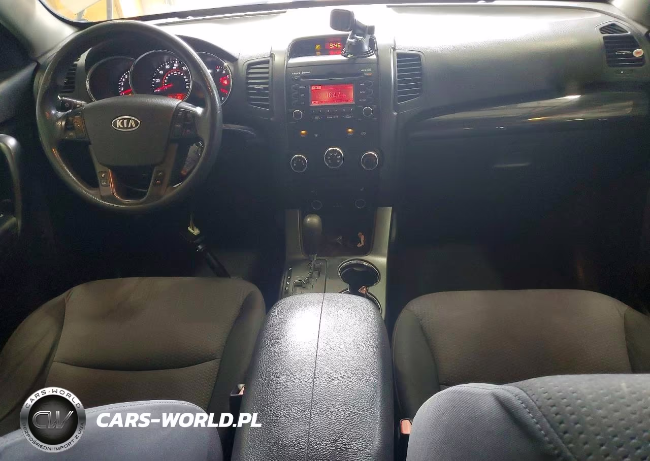 2011 Kia Sorento Lx VIN:5XYKT3A16BG127776 - 8