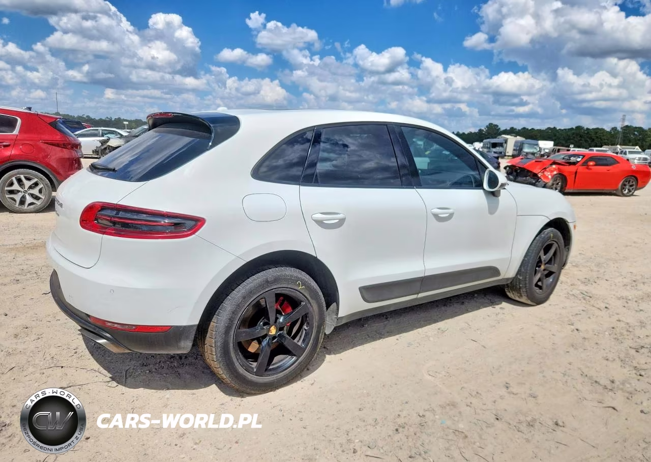 2017 Porsche Macan VIN:WP1AA2A50HLB02625 - 3