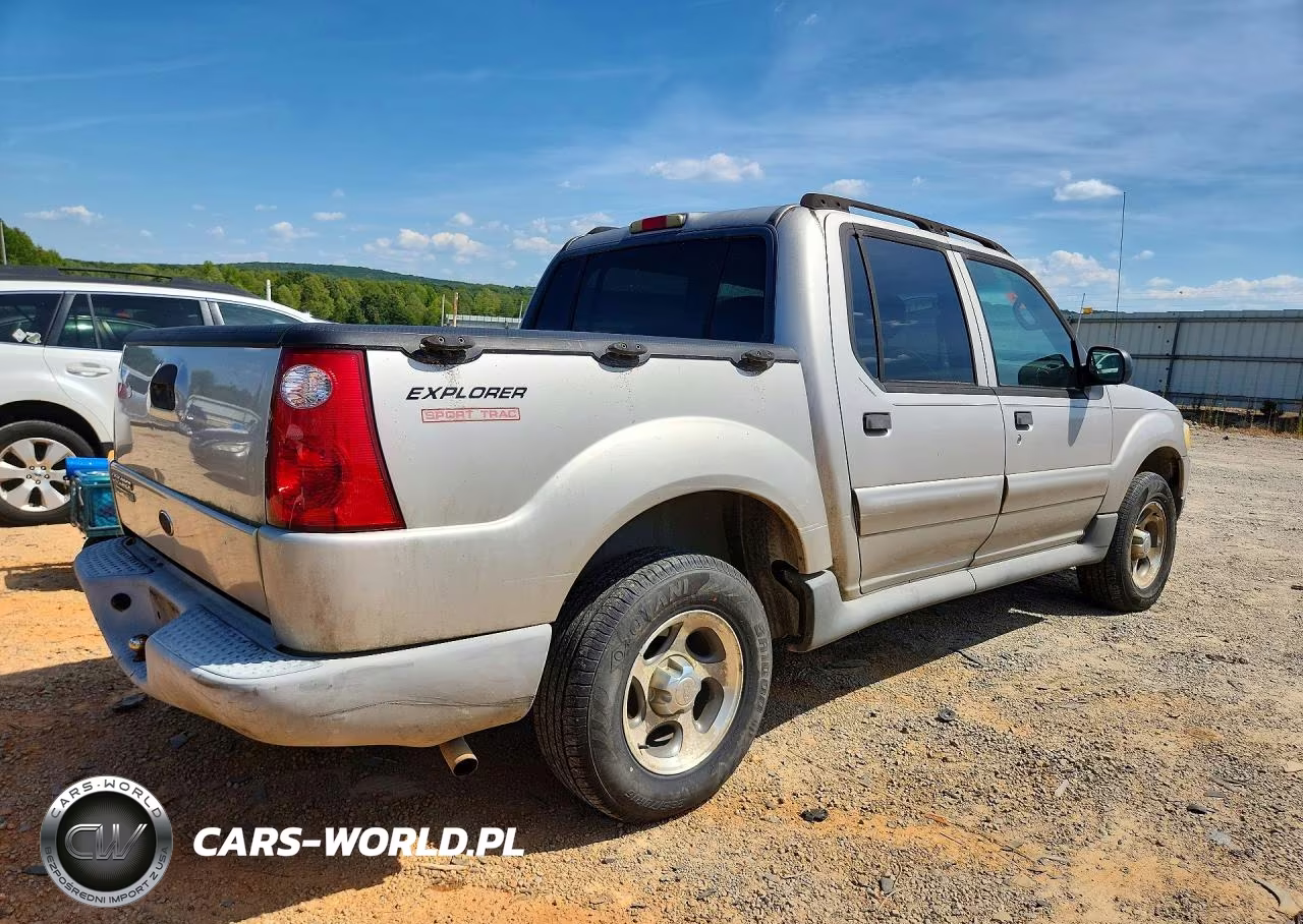 2004 Ford Explorer Sport Trac VIN:1FMZU67K54UC39978 - 3