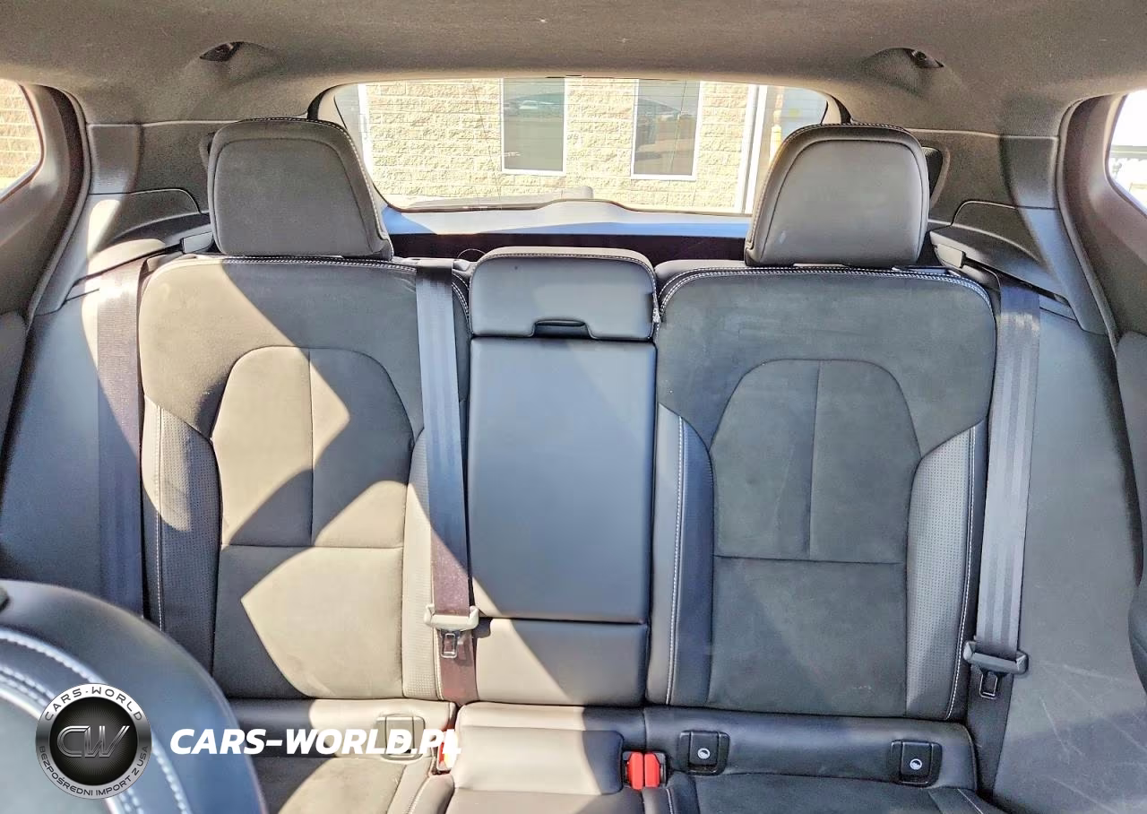 2019 Volvo Xc40 T5 R-Design VIN:YV4162UM8K2091454 - 10