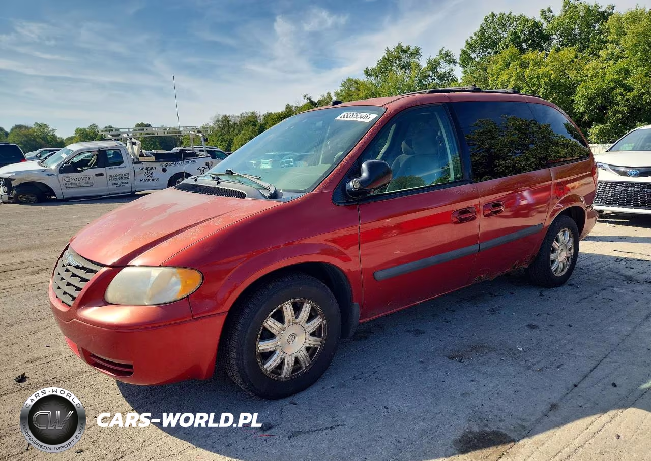 2005 Chrysler Town & Country