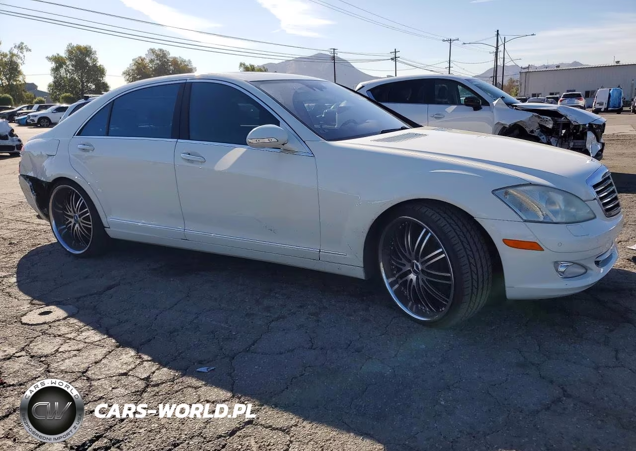 2009 Mercedes-Benz S 550 VIN:WDDNG71X09A251961 - 4