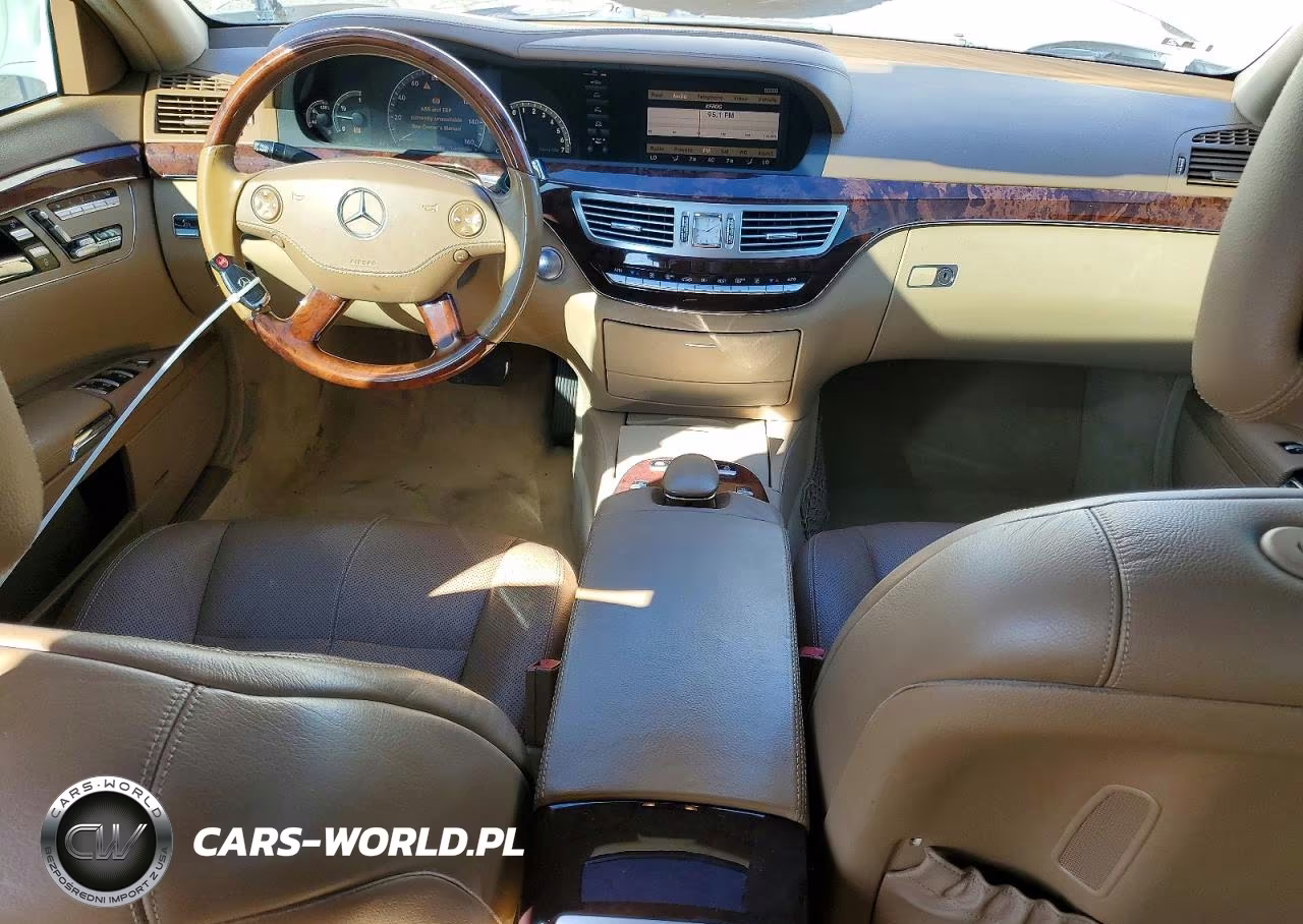 2009 Mercedes-Benz S 550 VIN:WDDNG71X09A251961 - 8