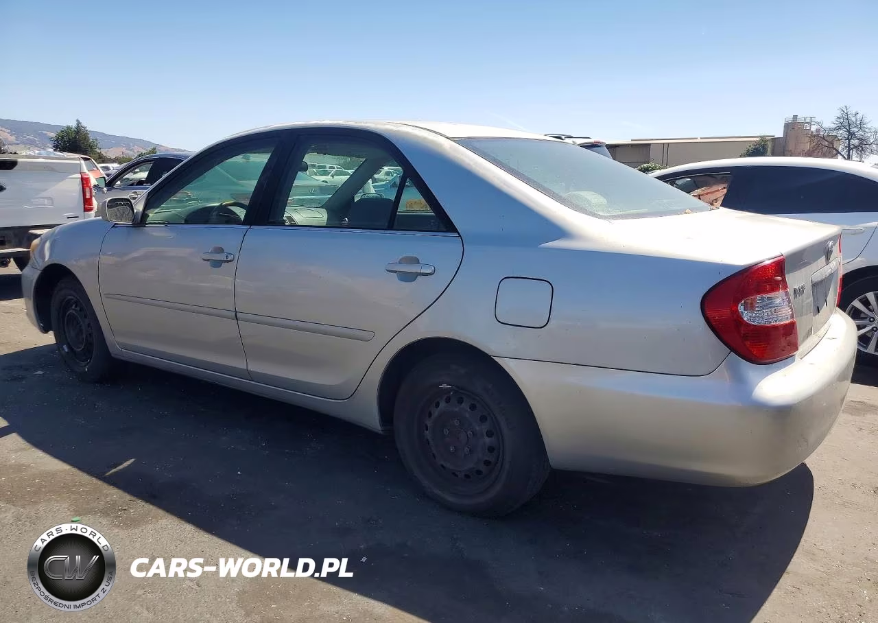 2004 Toyota Camry Le VIN:4T1BE32K74U268614 - 2