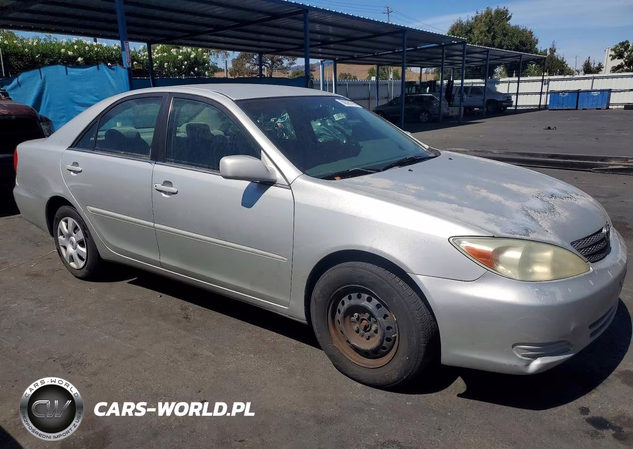 2004 Toyota Camry Le VIN:4T1BE32K74U268614 - 4