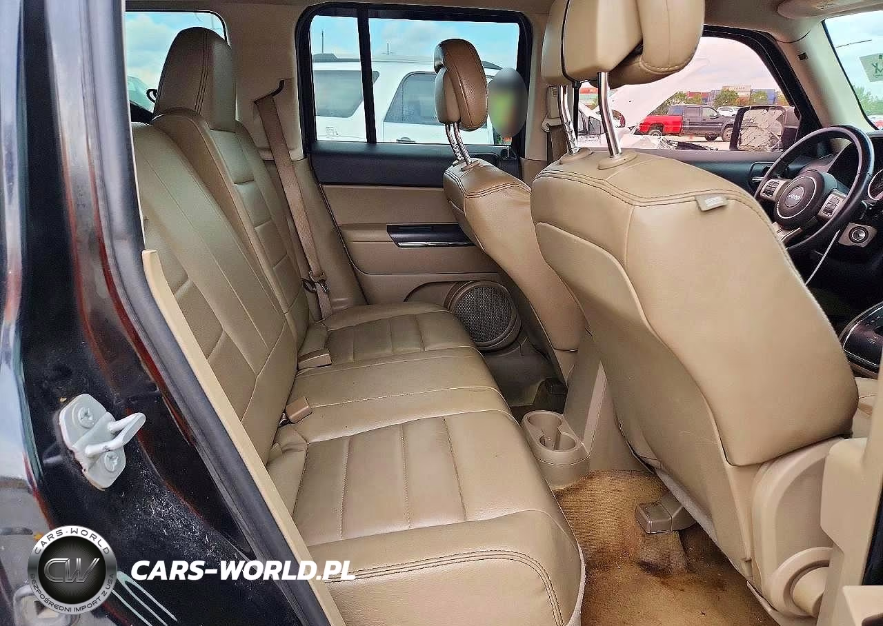 2014 Jeep Patriot Limited VIN:1C4NJRCB3ED928485 - 10