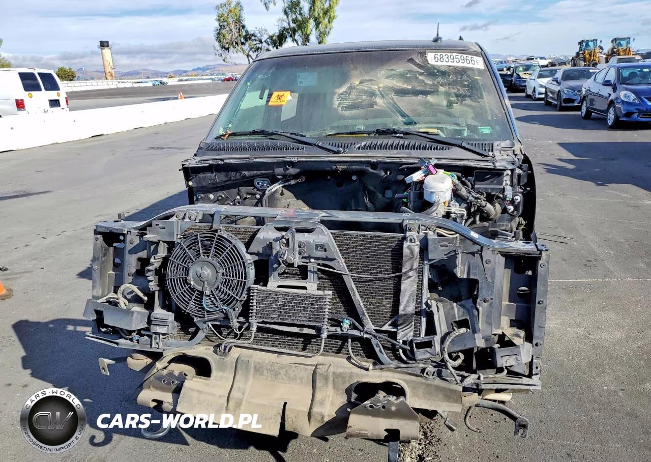 2003 Cadillac Escalade Luxury VIN:1GYEC63T33R211371 - 5
