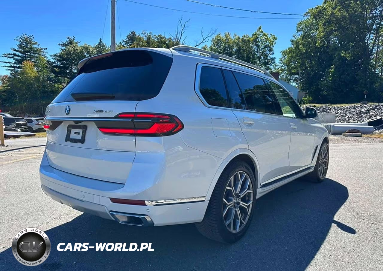 2025 BMW X7 xDrive40I VIN:5UX23EM07S9Y26932 - 3