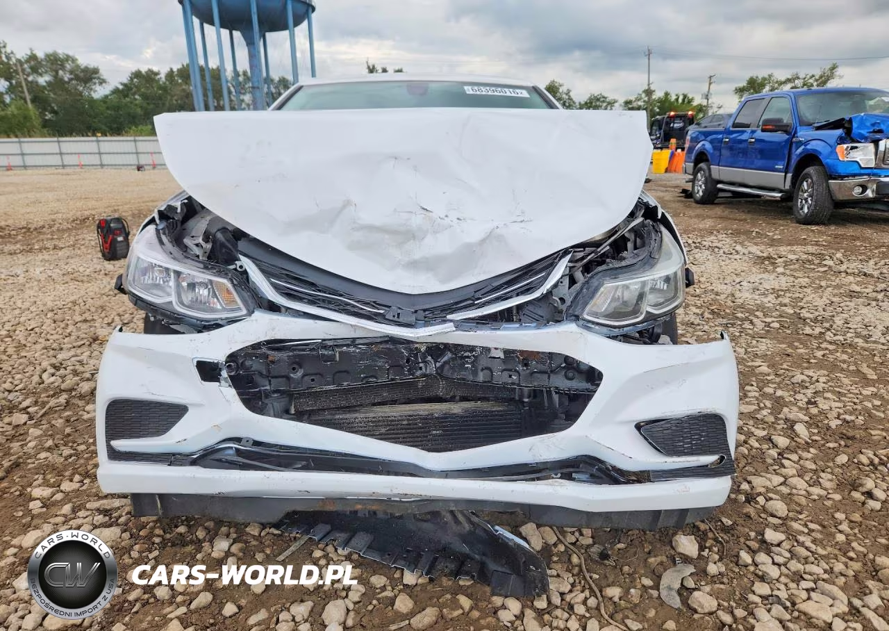 2017 Chevrolet Cruze Ls VIN:1G1BC5SM8H7127443 - 5