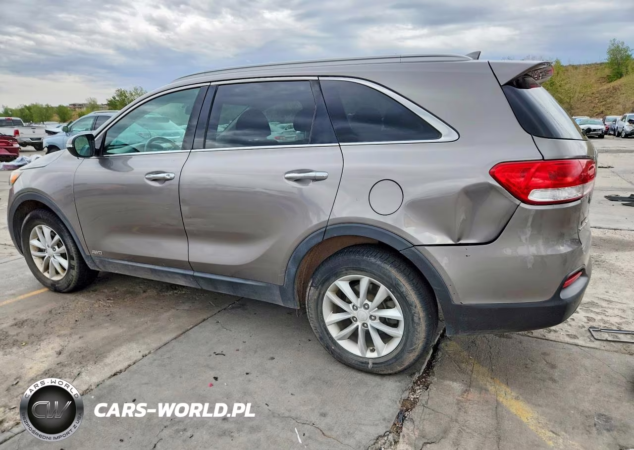 2018 Kia Sorento Lx VIN:5XYPGDA34JG400603 - 2