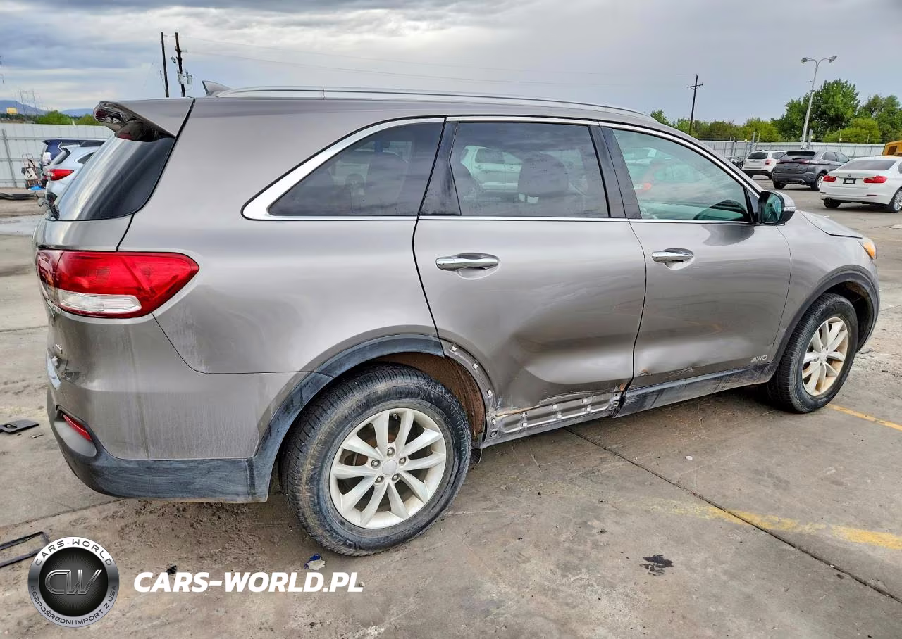 2018 Kia Sorento Lx VIN:5XYPGDA34JG400603 - 3