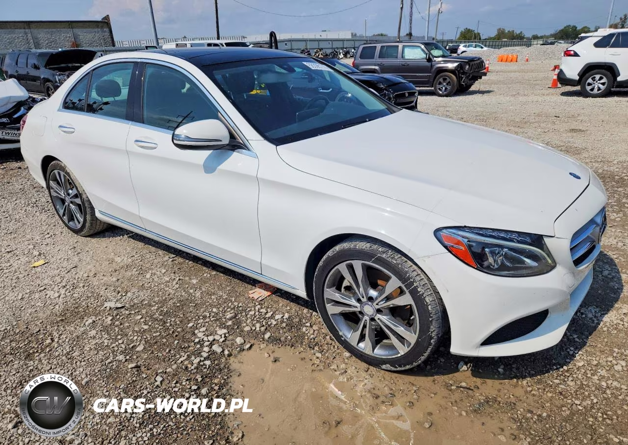 2016 Mercedes-Benz C VIN:55SWF4KB0GU175907 - 4