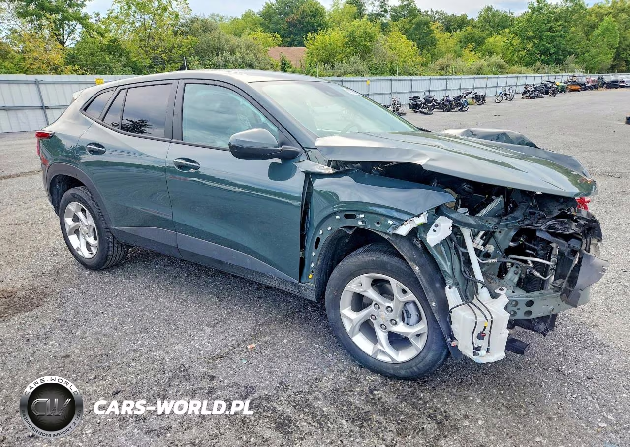 2025 Chevrolet Trax Ls VIN:KL77LFEP3SC050890 - 4