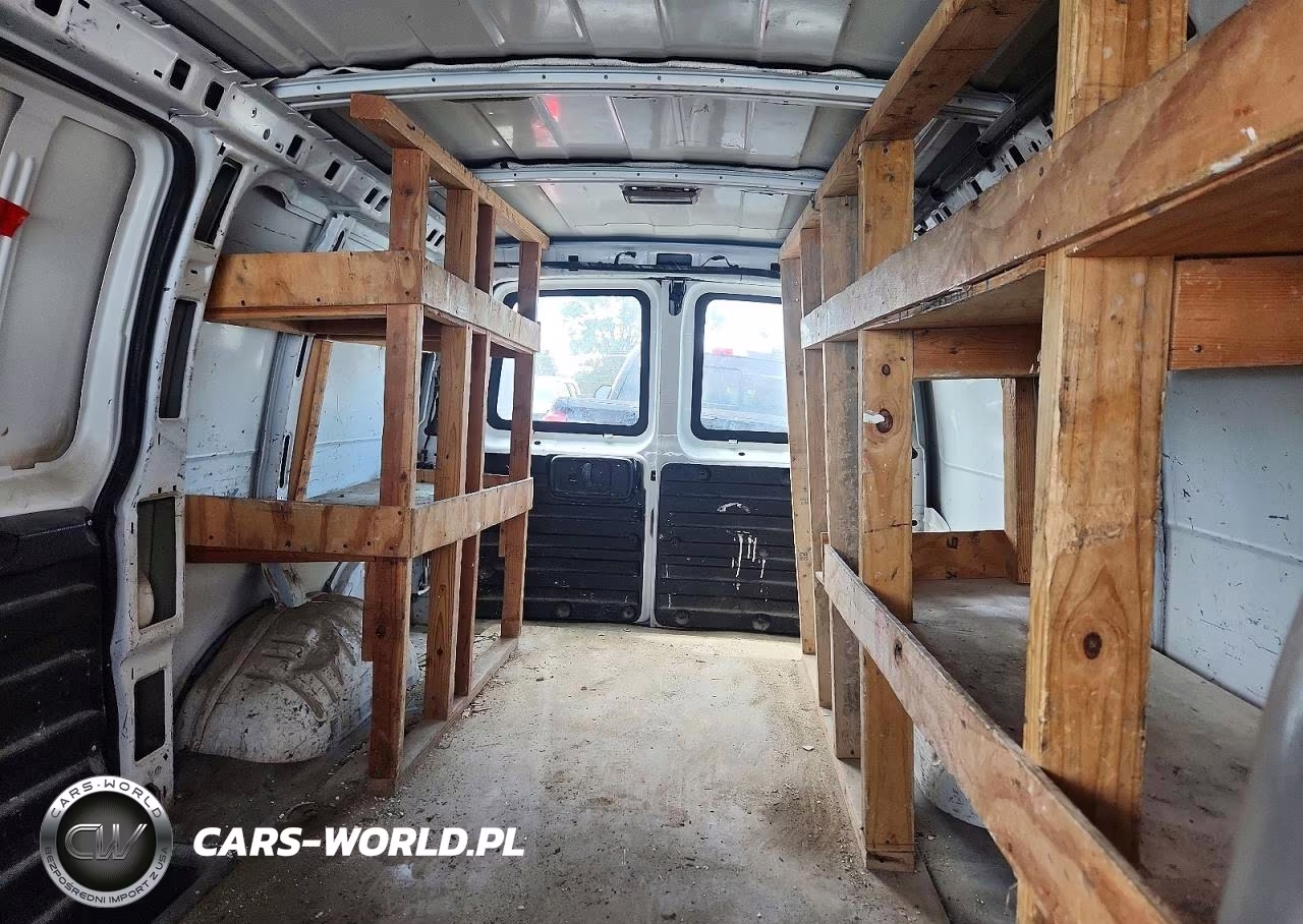 2008 Chevrolet Express G1500 VIN:1GCFG15X381140860 - 10